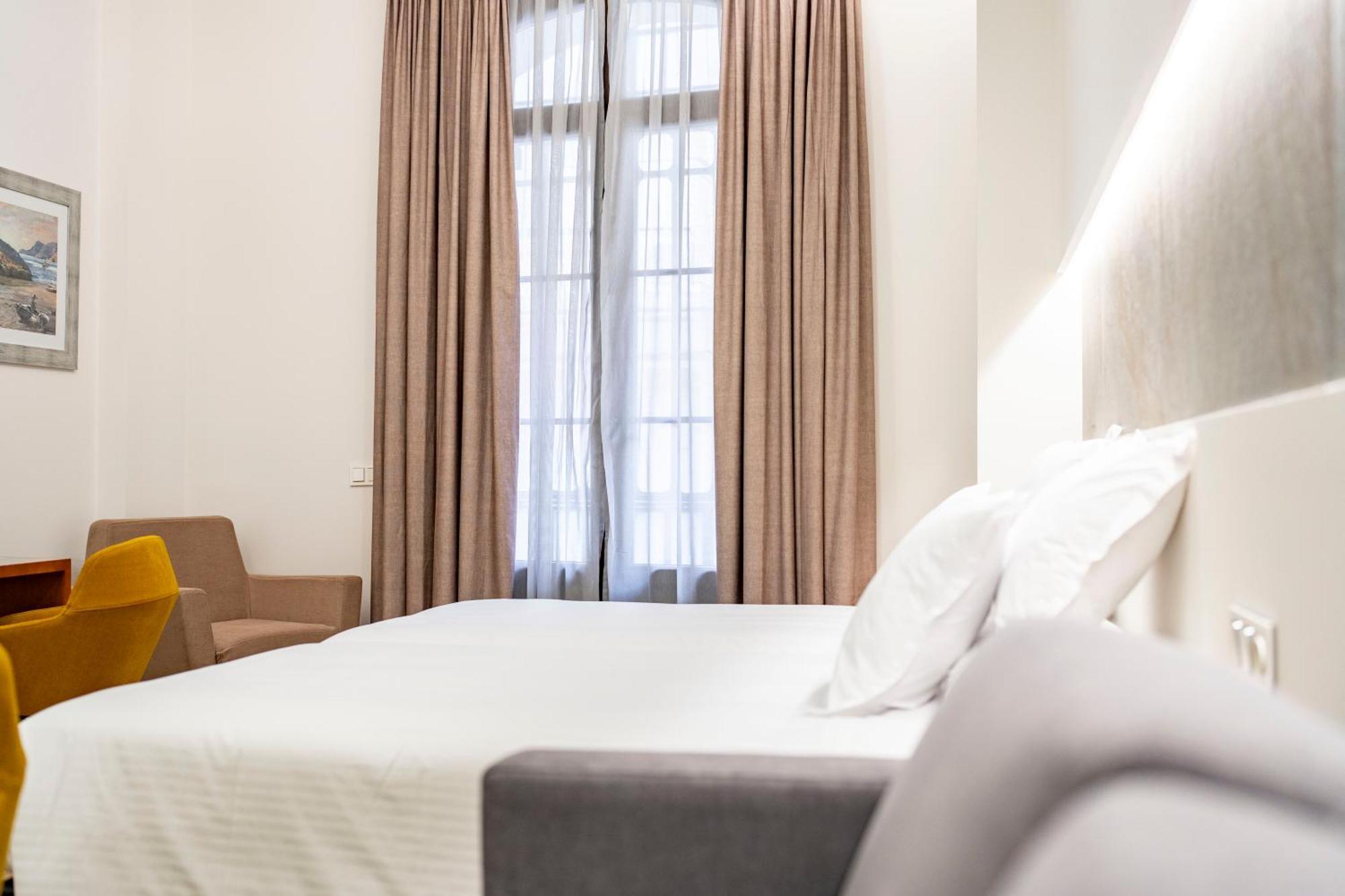 Torreluz Suites 阿尔梅里亚 外观 照片